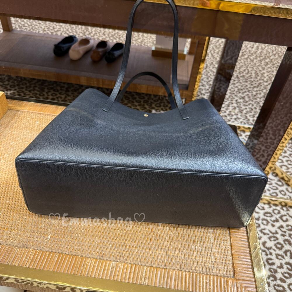Tory Burch Blake Tote Pebbled leather 177332 BLACK / Devon Sand $395 - Picture 9 of 9